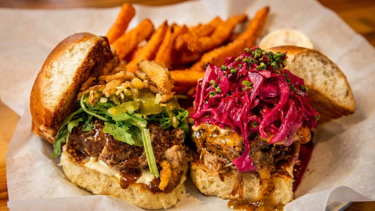 Sammys and Sides, Happy Hour Style